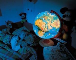 Leuchtglobus mit Tierabbildungen Kinderglobus Weltkugel Weltkarte Lampe 0594 